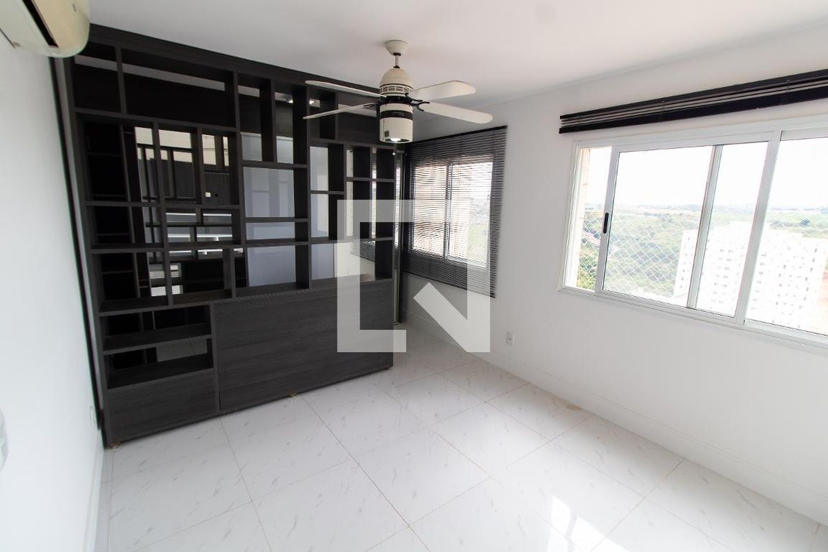 Apartamento à Venda - Vila Brandina, 4 Quartos,  256 m2 em , Campinas - sp | SoloBR