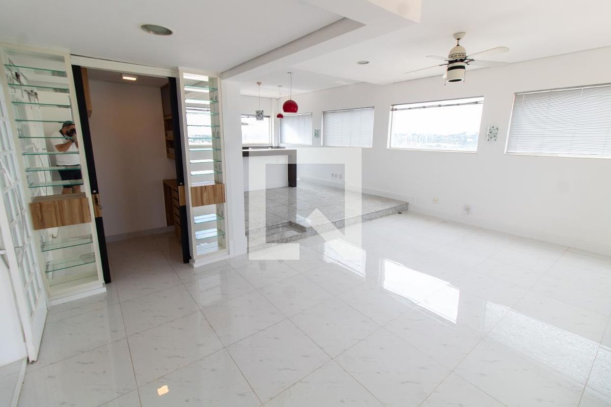 Apartamento à Venda - Vila Brandina, 4 Quartos,  256 m2 em , Campinas - sp | SoloBR