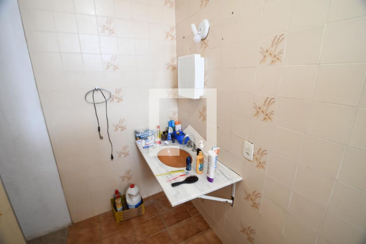 Casa à Venda - Guanabara, 4 Quartos,  285 m2 em , Campinas - sp | SoloBR