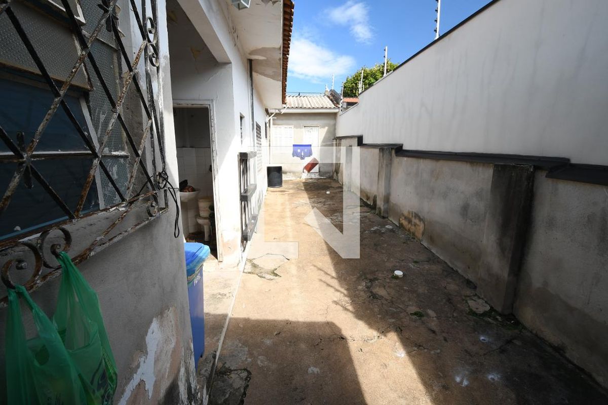Casa à Venda - Guanabara, 4 Quartos,  285 m2 em , Campinas - sp | SoloBR