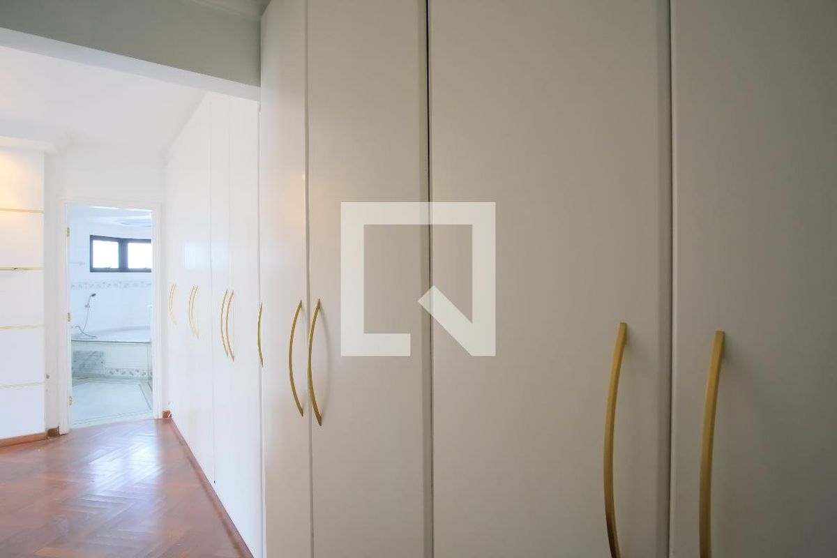 Apartamento, 3 quartos, 200 m² - Foto 102