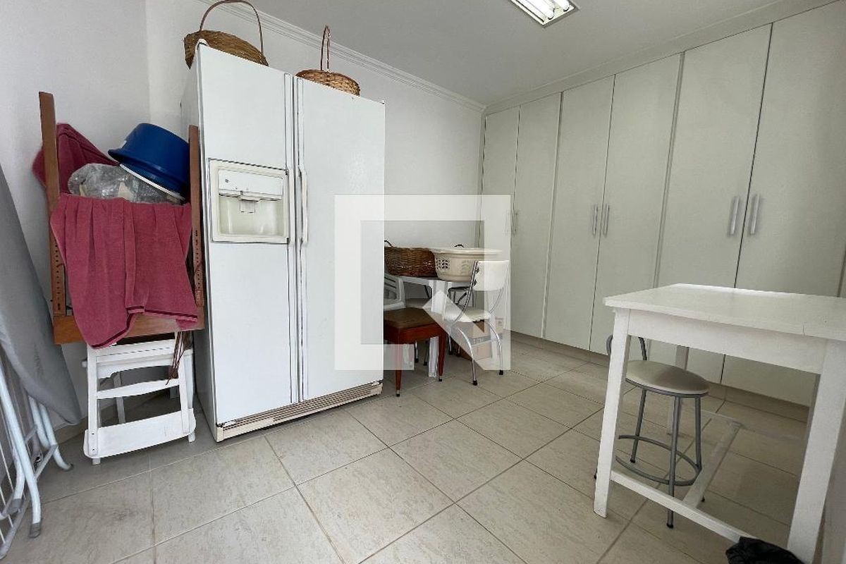 Casa, 3 quartos, 200 m² - Foto 84