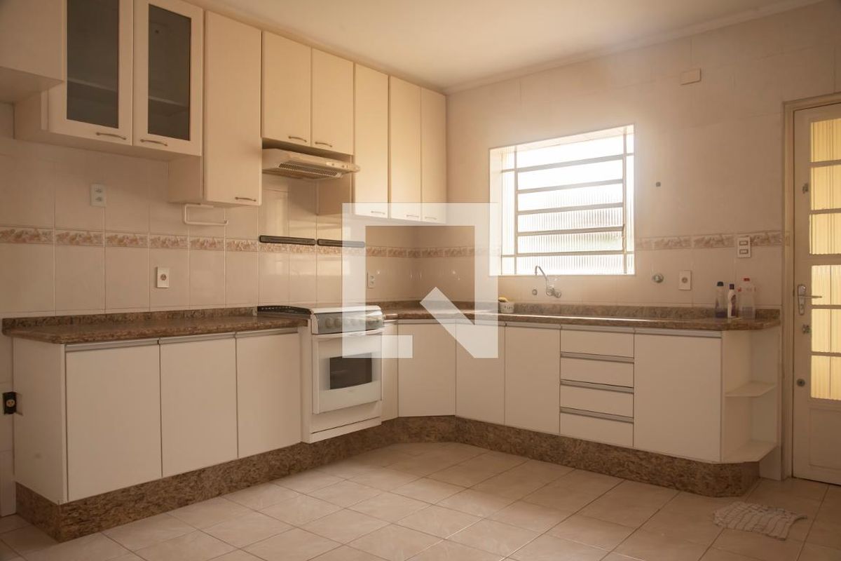 Casa, 2 quartos, 141 m² - Foto 50