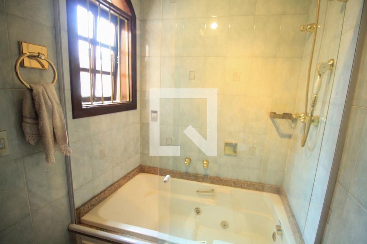 Casa, 3 quartos, 303 m² - Foto 63