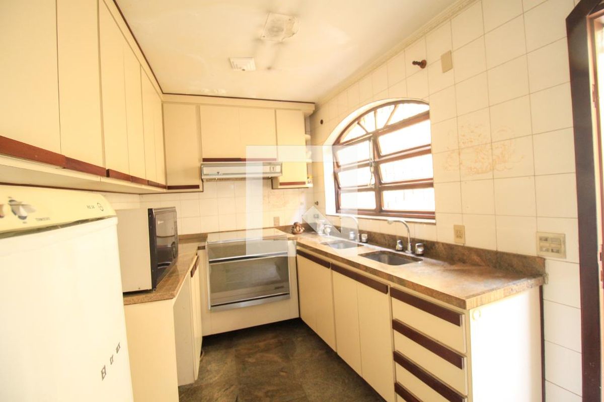 Casa, 3 quartos, 303 m² - Foto 77