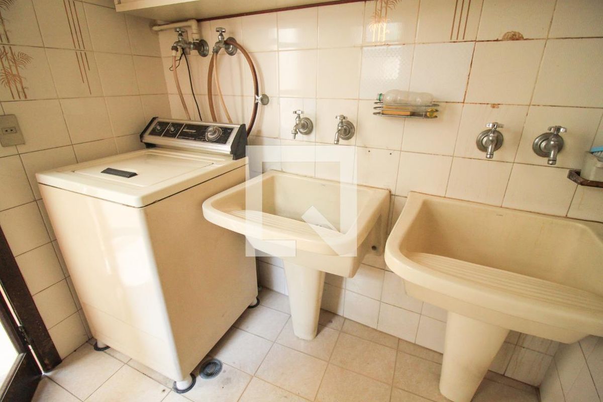 Casa, 3 quartos, 303 m² - Foto 87