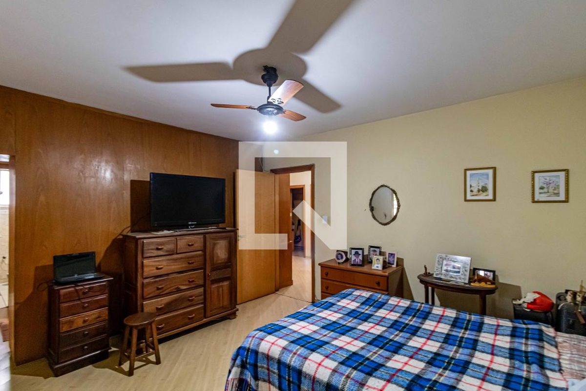 Casa, 4 quartos, 320 m² - Foto 28