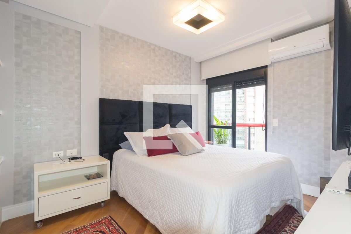 Apartamento, 3 quartos, 137 m² - Foto 95