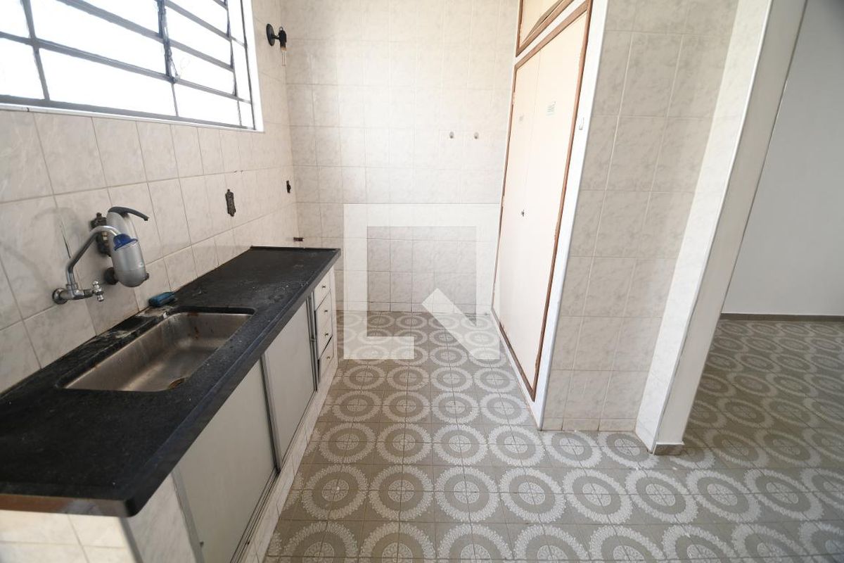 Casa à Venda - Taquaral, 4 Quartos,  166 m2 em , Campinas - sp | SoloBR