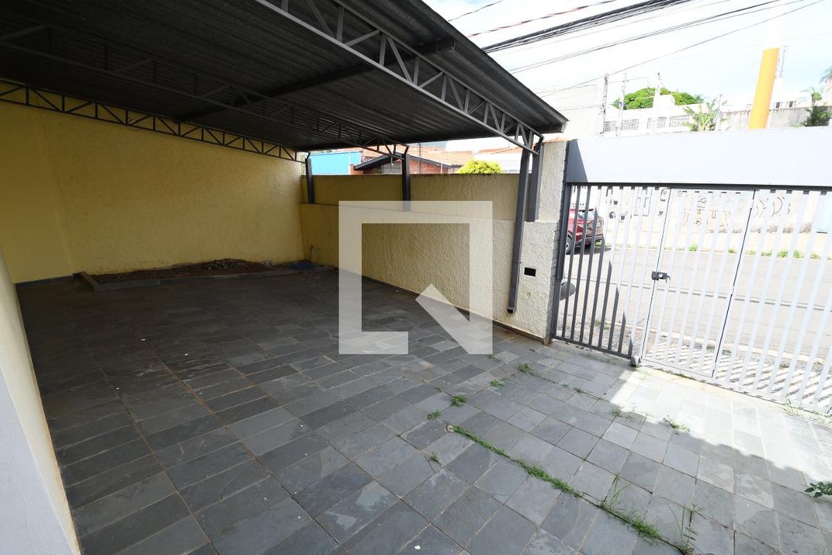 Casa à Venda - Taquaral, 4 Quartos,  166 m2 em , Campinas - sp | SoloBR