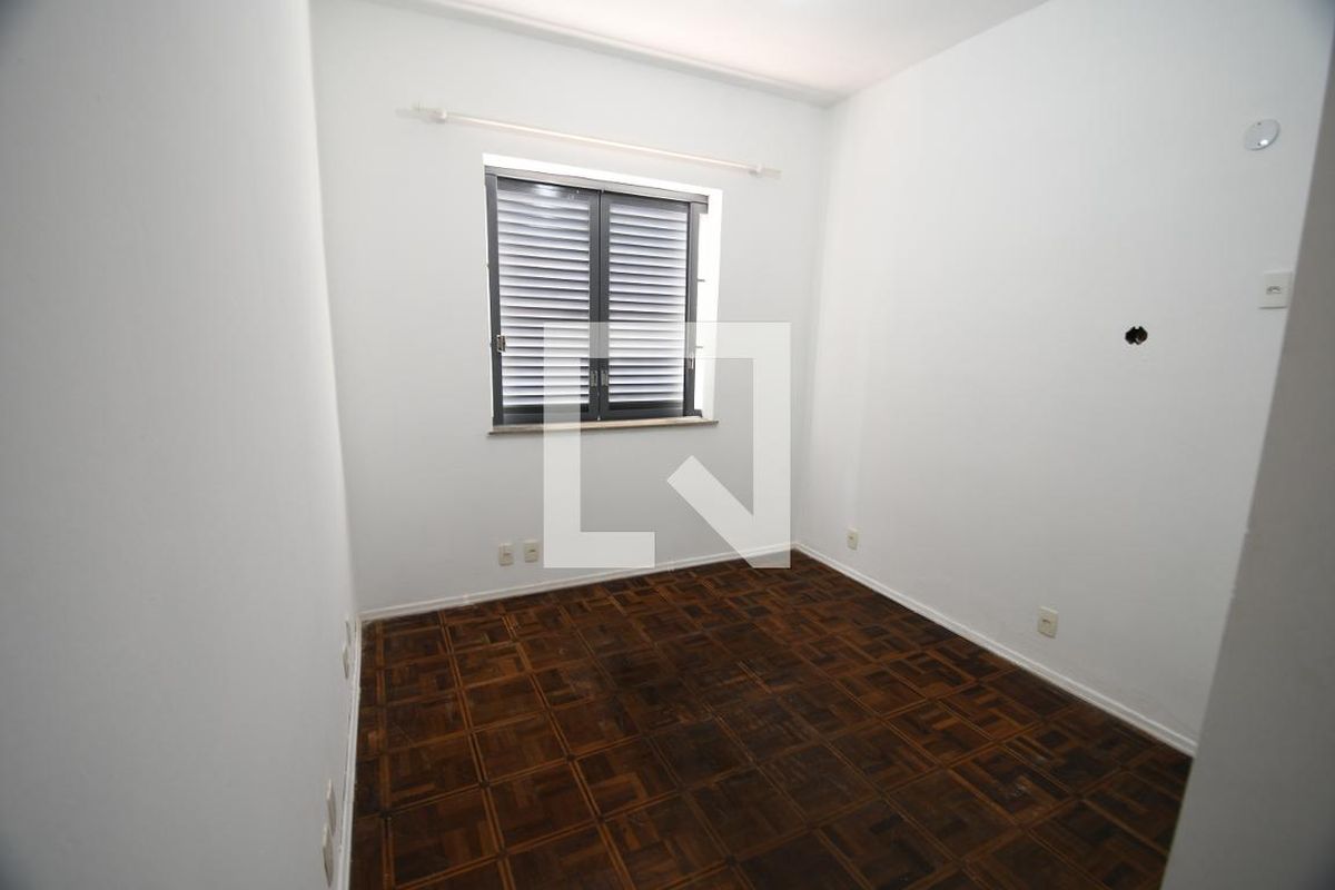 Casa à Venda - Taquaral, 4 Quartos,  166 m2 em , Campinas - sp | SoloBR