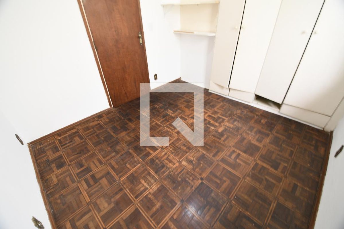 Casa à Venda - Taquaral, 4 Quartos,  166 m2 em , Campinas - sp | SoloBR