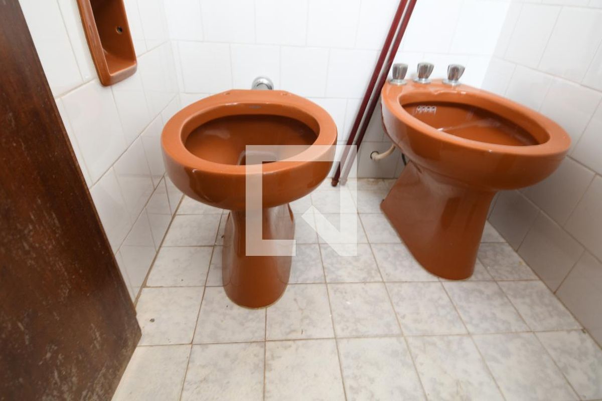 Casa à Venda - Taquaral, 4 Quartos,  166 m2 em , Campinas - sp | SoloBR