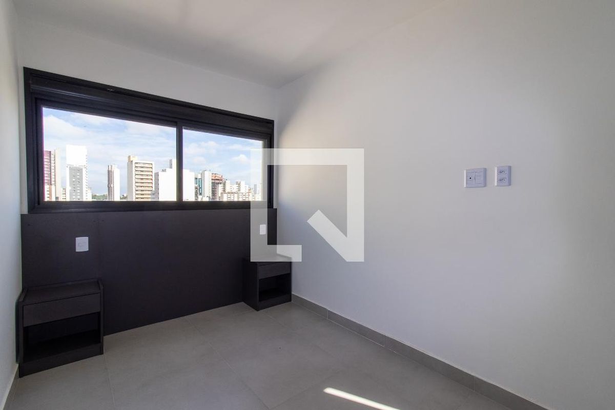 Apartamento à Venda - Bosque, 1 Quarto,  51 m2 em , Campinas - sp | SoloBR