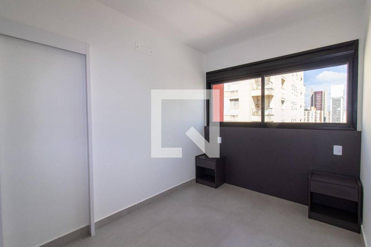 Apartamento à Venda - Bosque, 1 Quarto,  51 m2 em , Campinas - sp | SoloBR