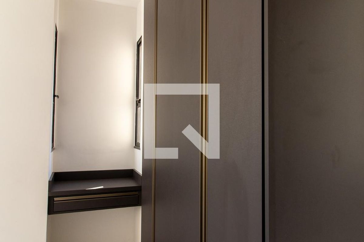 Apartamento à Venda - Bosque, 1 Quarto,  51 m2 em , Campinas - sp | SoloBR