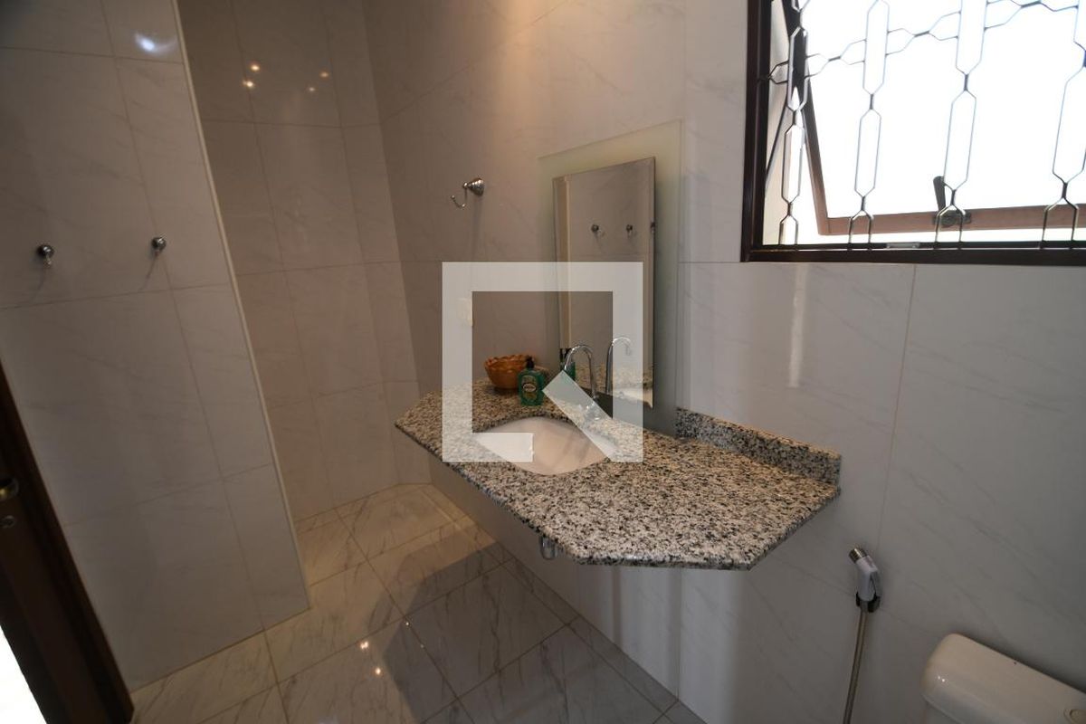 Casa à Venda - Taquaral, 4 Quartos,  282 m2 em , Campinas - sp | SoloBR