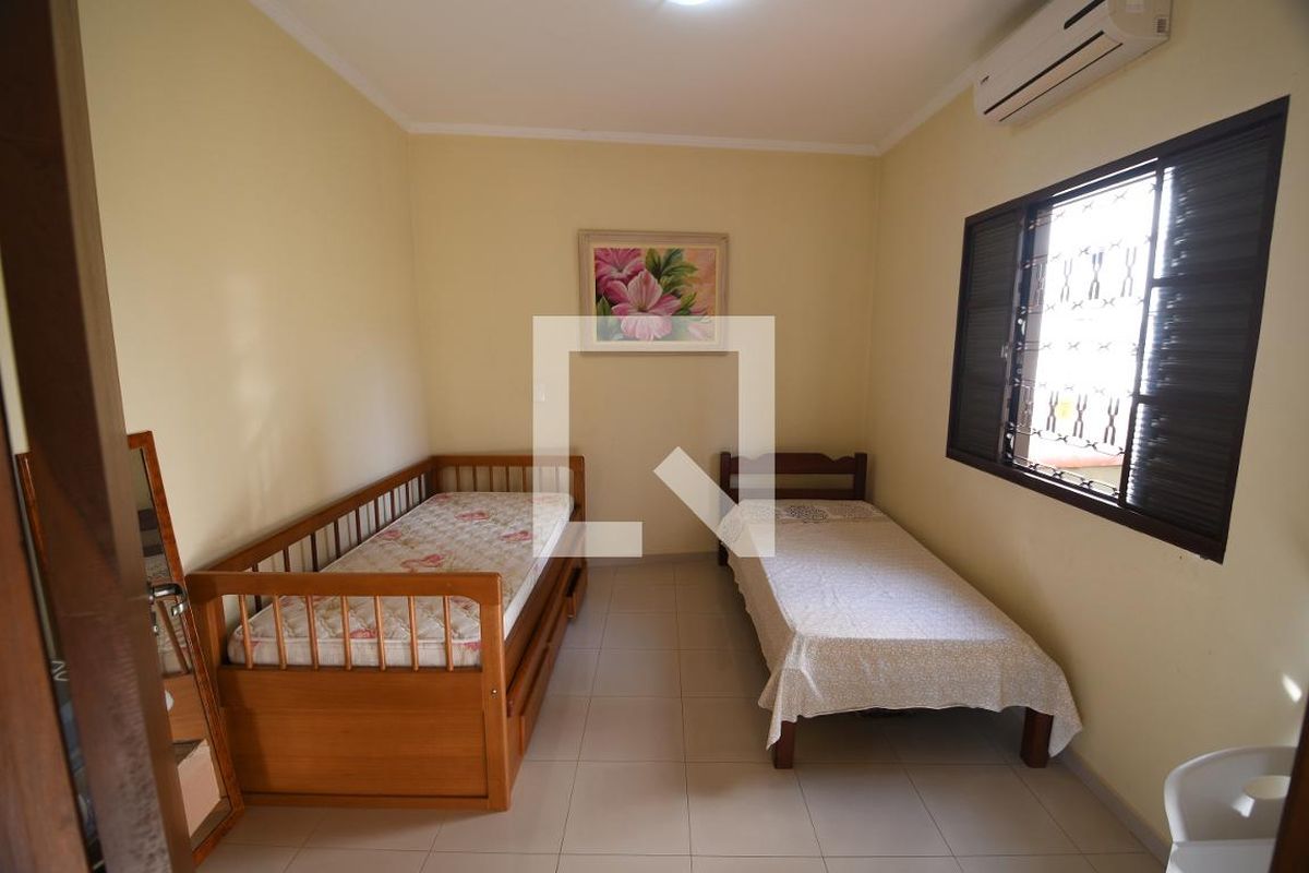 Casa à Venda - Taquaral, 4 Quartos,  282 m2 em , Campinas - sp | SoloBR