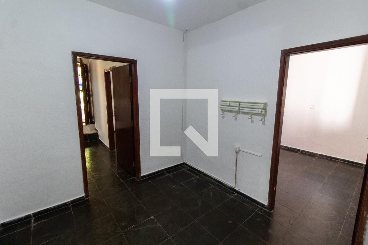 Casa à Venda - Mansões Santo Antônio, 2 Quartos,  100 m2 em , Campinas - sp | SoloBR