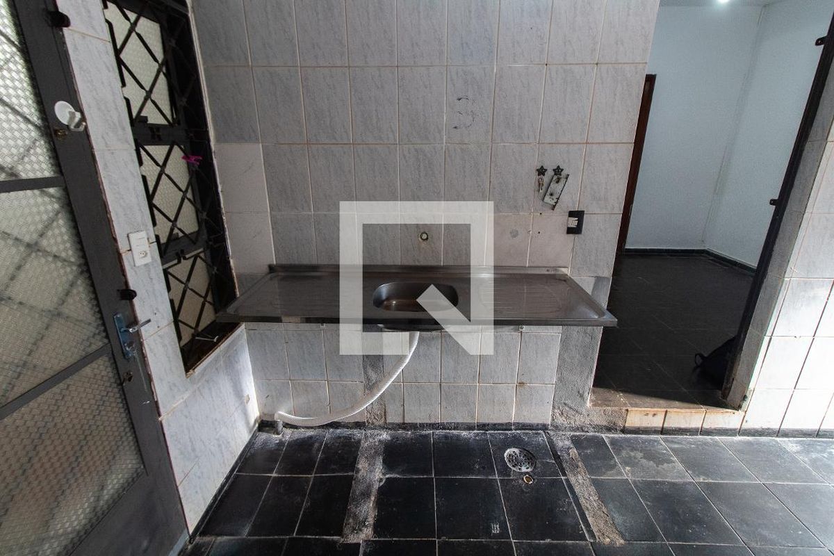 Casa à Venda - Mansões Santo Antônio, 2 Quartos,  100 m2 em , Campinas - sp | SoloBR