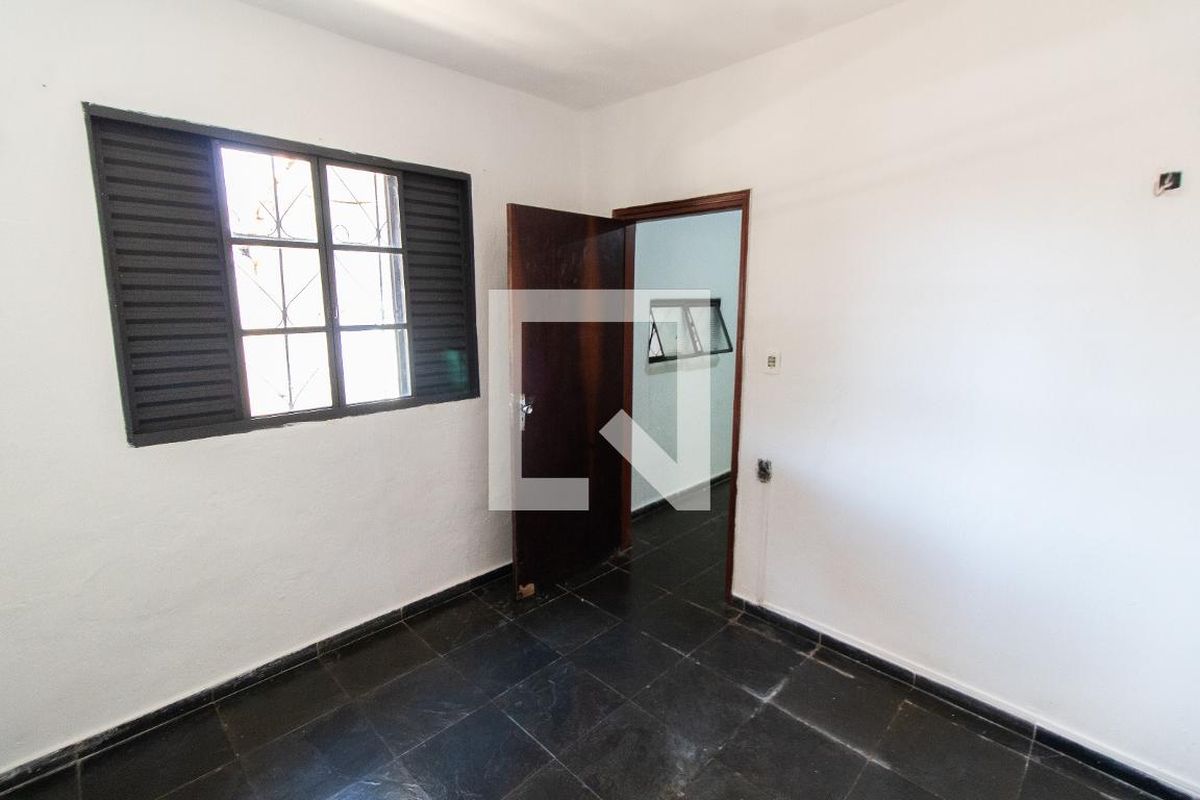 Casa à Venda - Mansões Santo Antônio, 2 Quartos,  100 m2 em , Campinas - sp | SoloBR