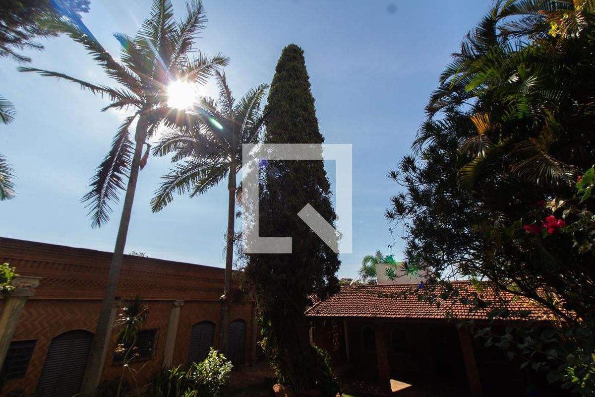 Casa à Venda - Mansões Santo Antônio, 2 Quartos,  100 m2 em , Campinas - sp | SoloBR