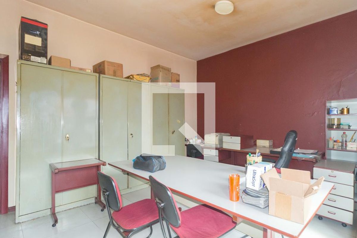 Casa, 3 quartos, 200 m² - Foto 34