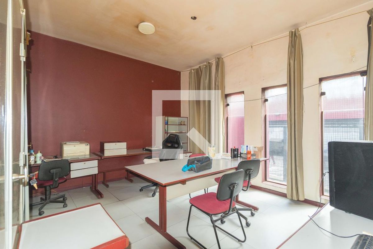 Casa, 3 quartos, 200 m² - Foto 28
