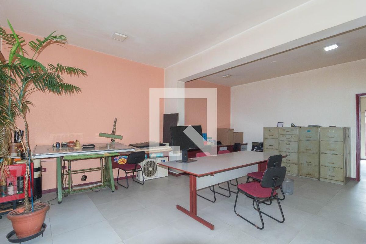 Casa, 3 quartos, 200 m² - Foto 14