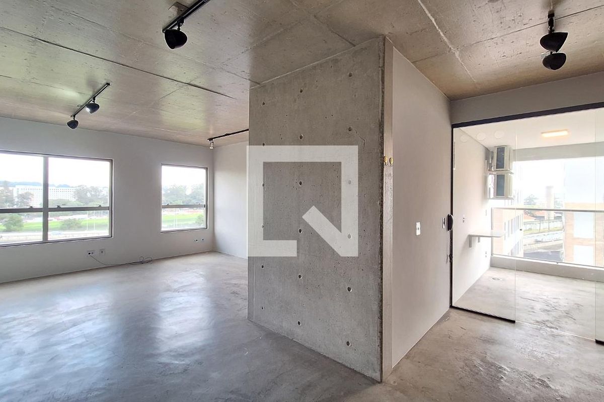 Apartamento, 1 quarto, 70 m² - Foto 2