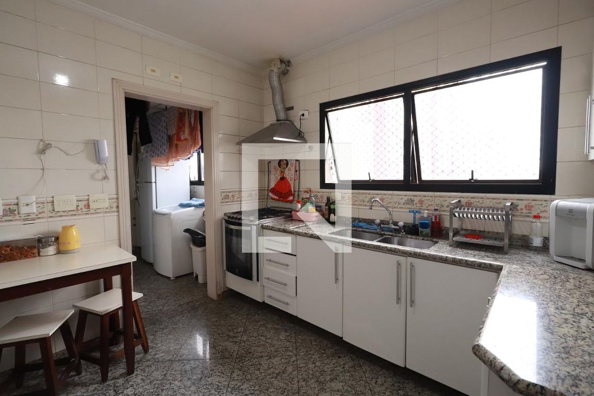Apartamento, 3 quartos, 205 m² - Foto 118