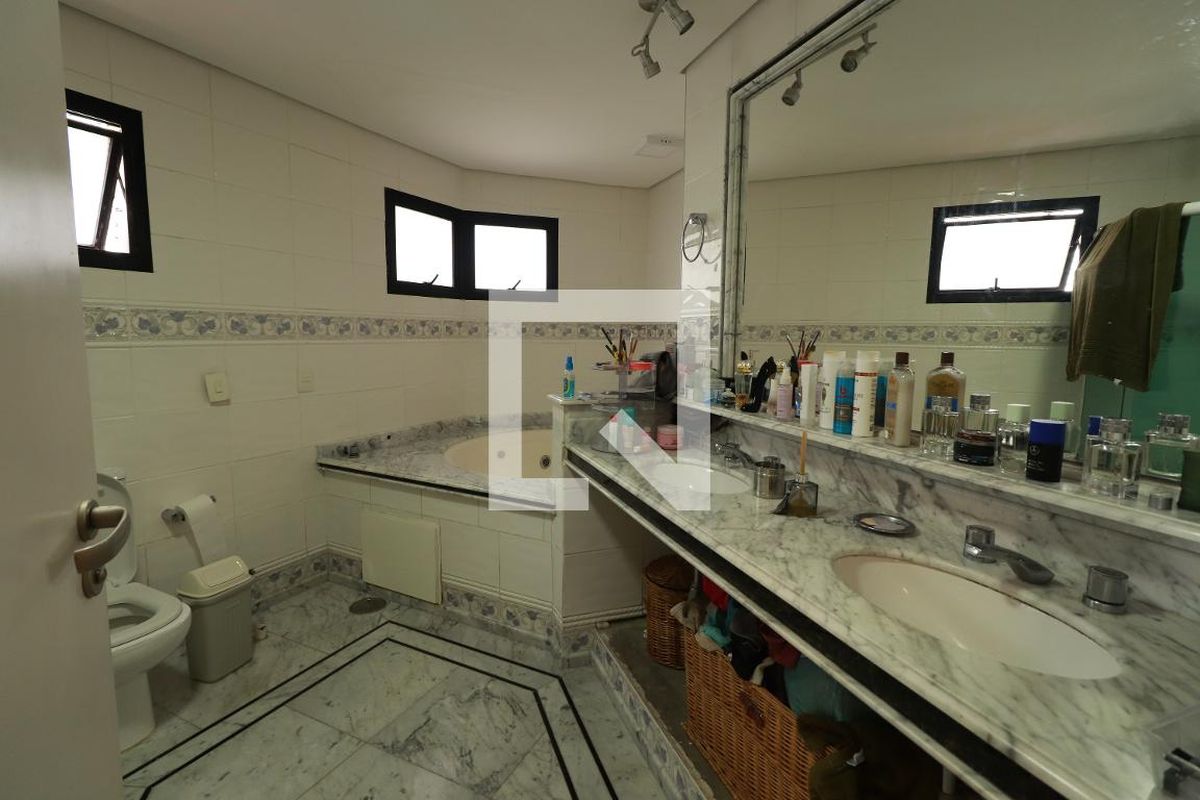 Apartamento, 3 quartos, 205 m² - Foto 80