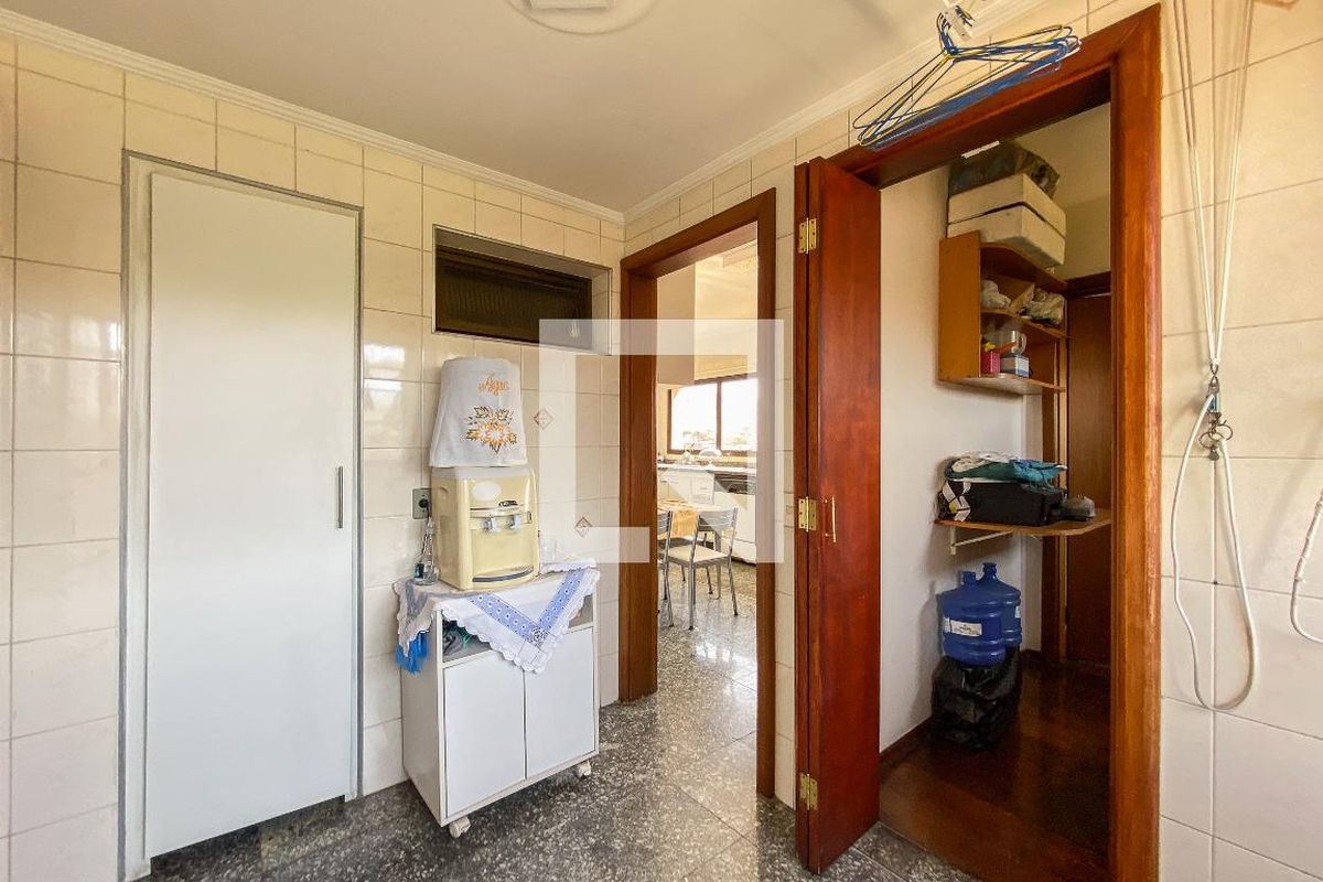 Apartamento, 3 quartos, 216 m² - Foto 53