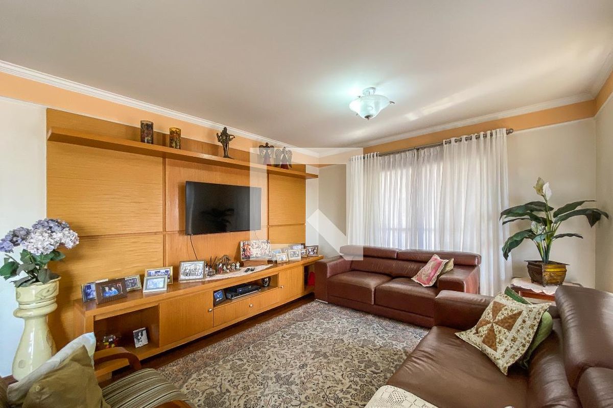 Apartamento, 3 quartos, 216 m² - Foto 1