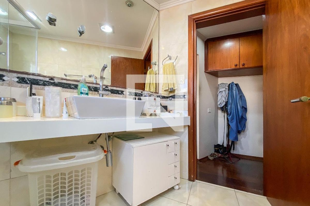 Apartamento, 3 quartos, 216 m² - Foto 44