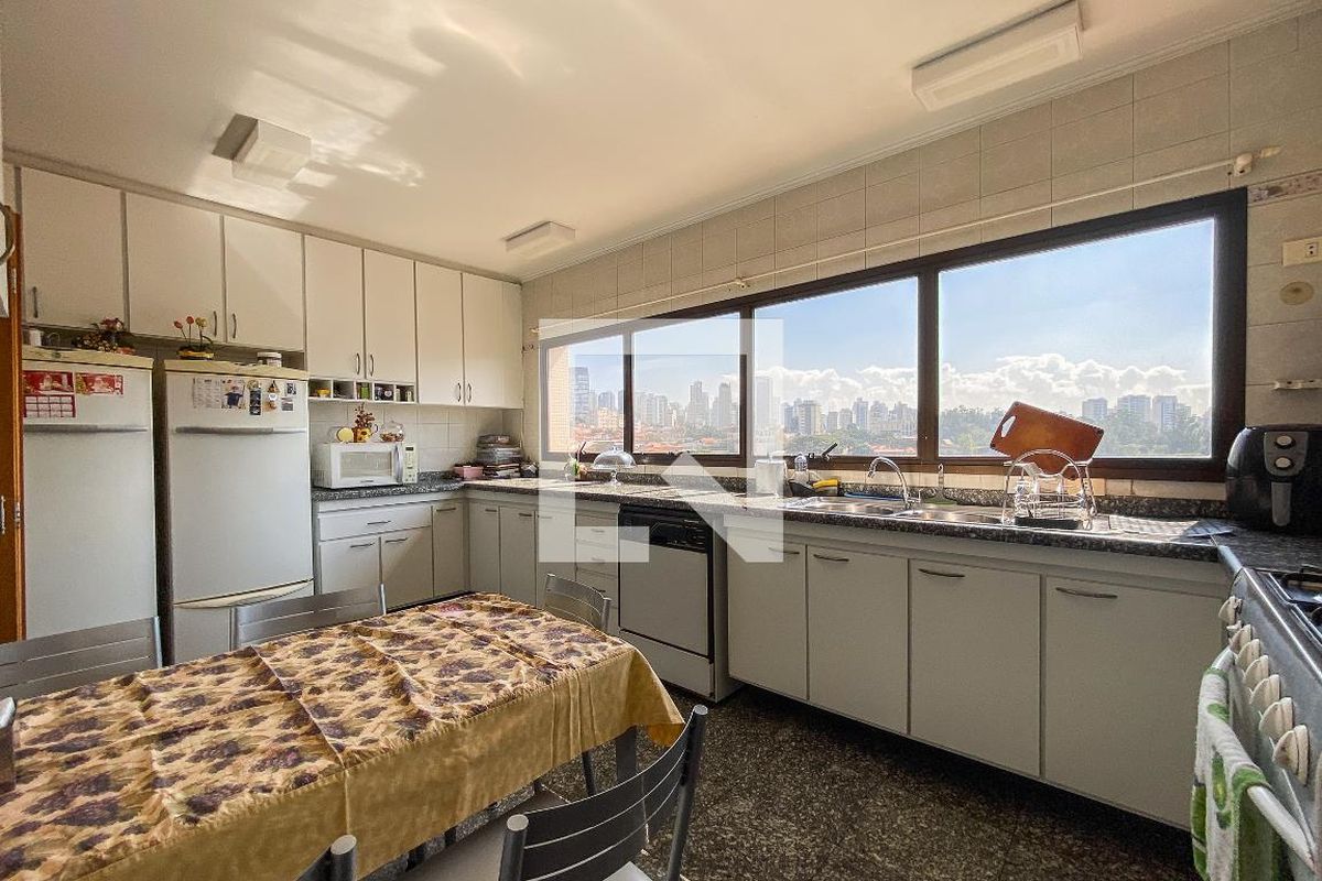 Apartamento, 3 quartos, 216 m² - Foto 49