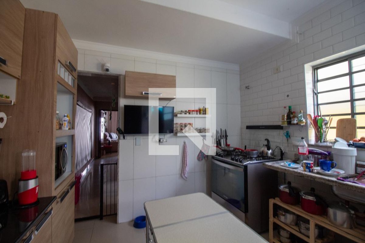 Casa, 3 quartos, 178 m² - Foto 30