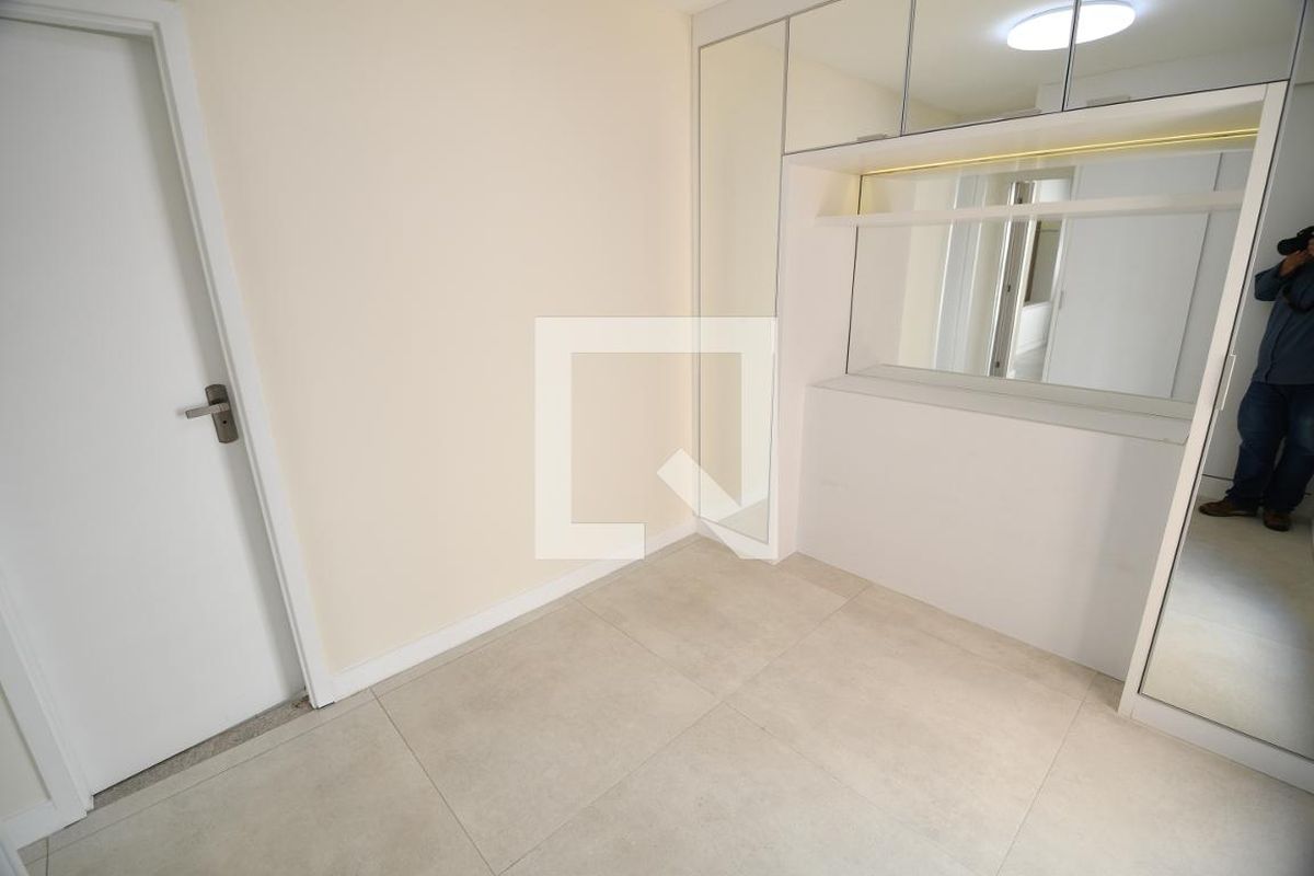 Apartamento à Venda - Cambuí, 1 Quarto,  50 m2 em , Campinas - sp | SoloBR