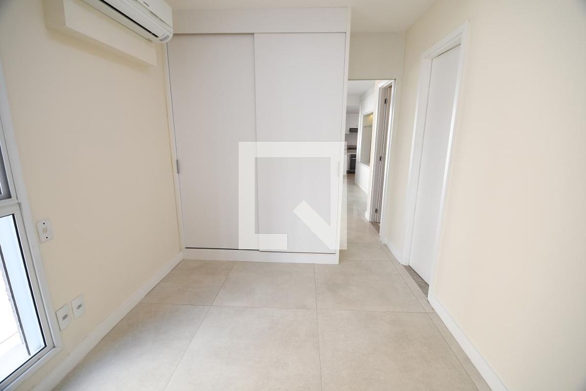 Apartamento à Venda - Cambuí, 1 Quarto,  50 m2 em , Campinas - sp | SoloBR