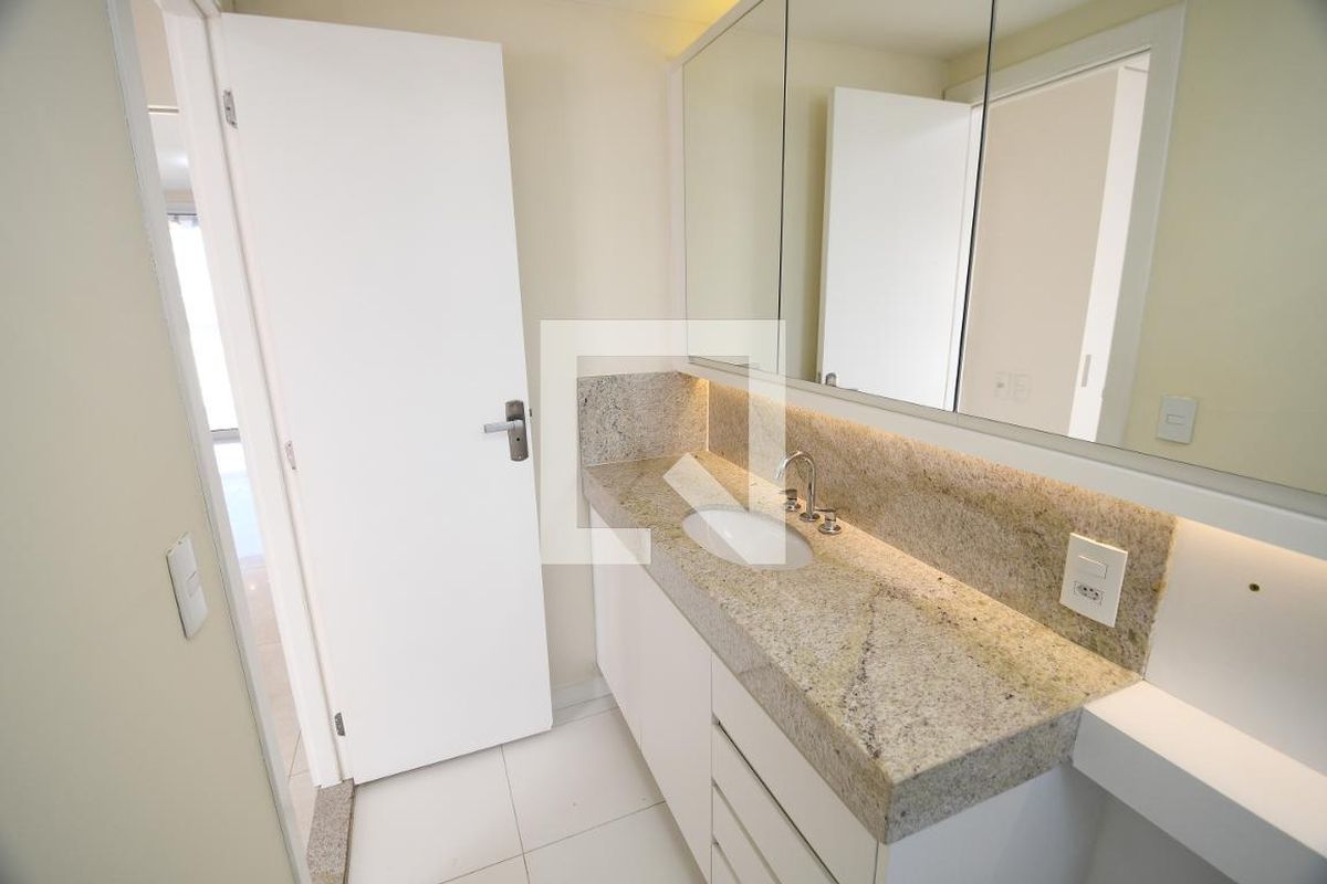Apartamento à Venda - Cambuí, 1 Quarto,  50 m2 em , Campinas - sp | SoloBR