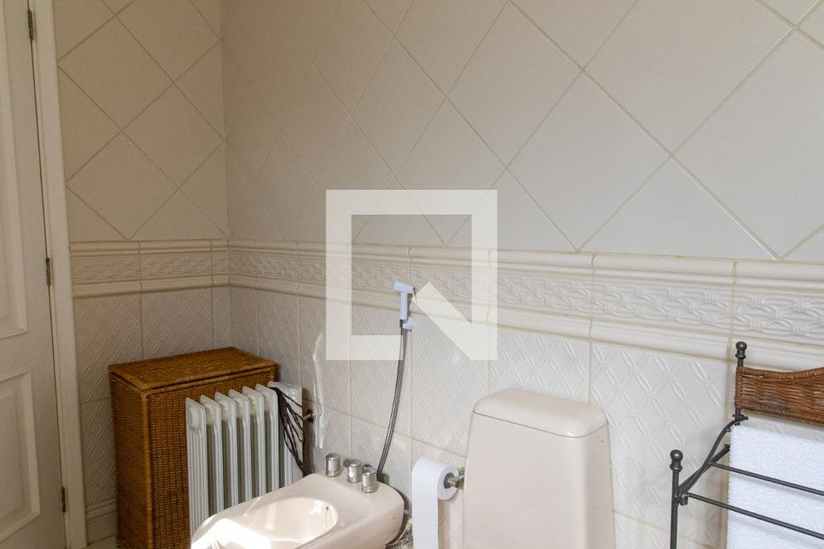 Casa à Venda - Jardim Santana, 3 Quartos,  400 m2 em , Campinas - sp | SoloBR