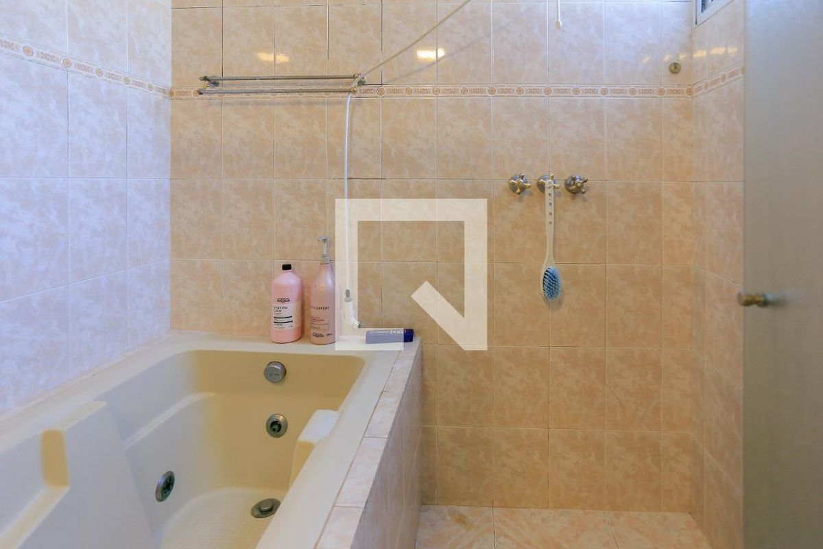 Casa, 6 quartos, 250 m² - Foto 86