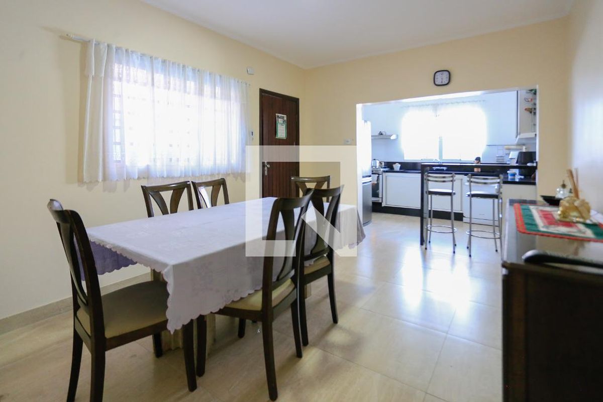 Casa, 6 quartos, 250 m² - Foto 16