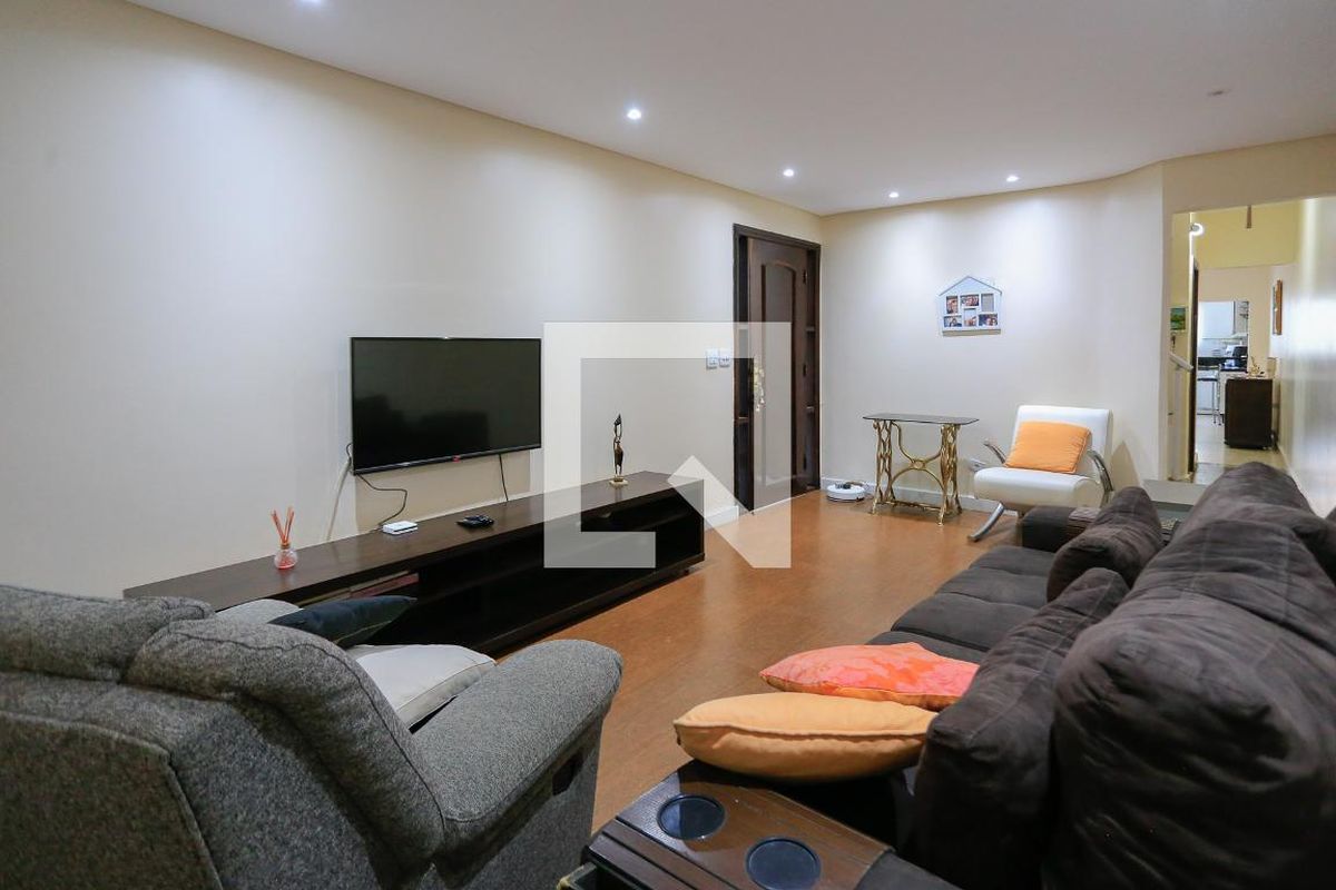 Casa, 6 quartos, 250 m² - Foto 4