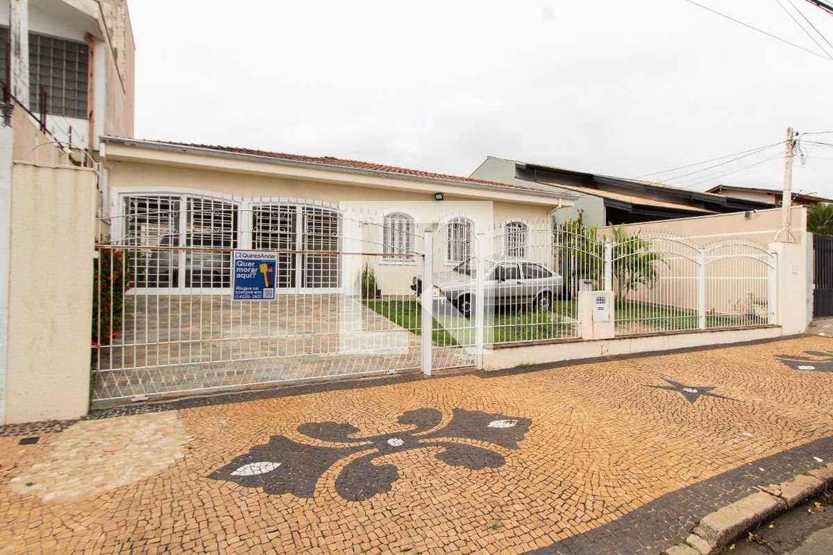Casa à Venda - Taquaral, 3 Quartos,  194 m2 em , Campinas - sp | SoloBR
