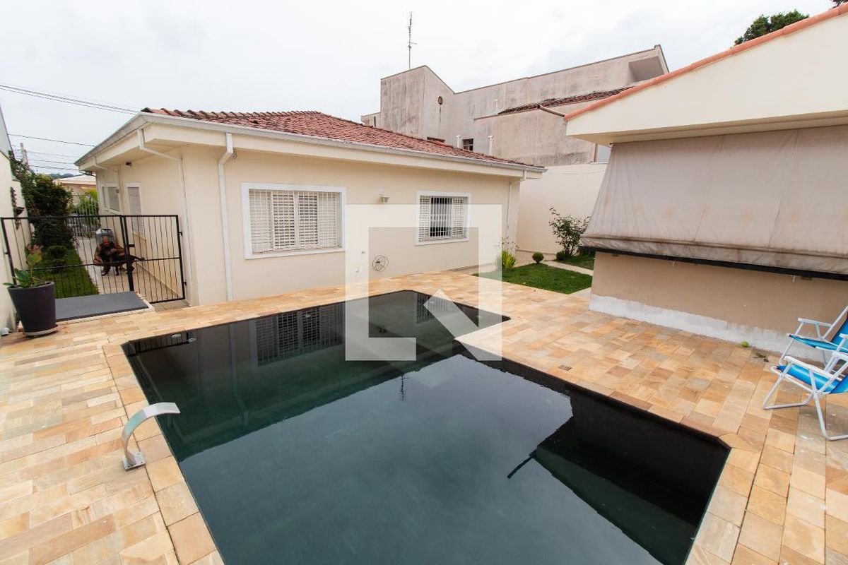 Casa à Venda - Taquaral, 3 Quartos,  194 m2 em , Campinas - sp | SoloBR