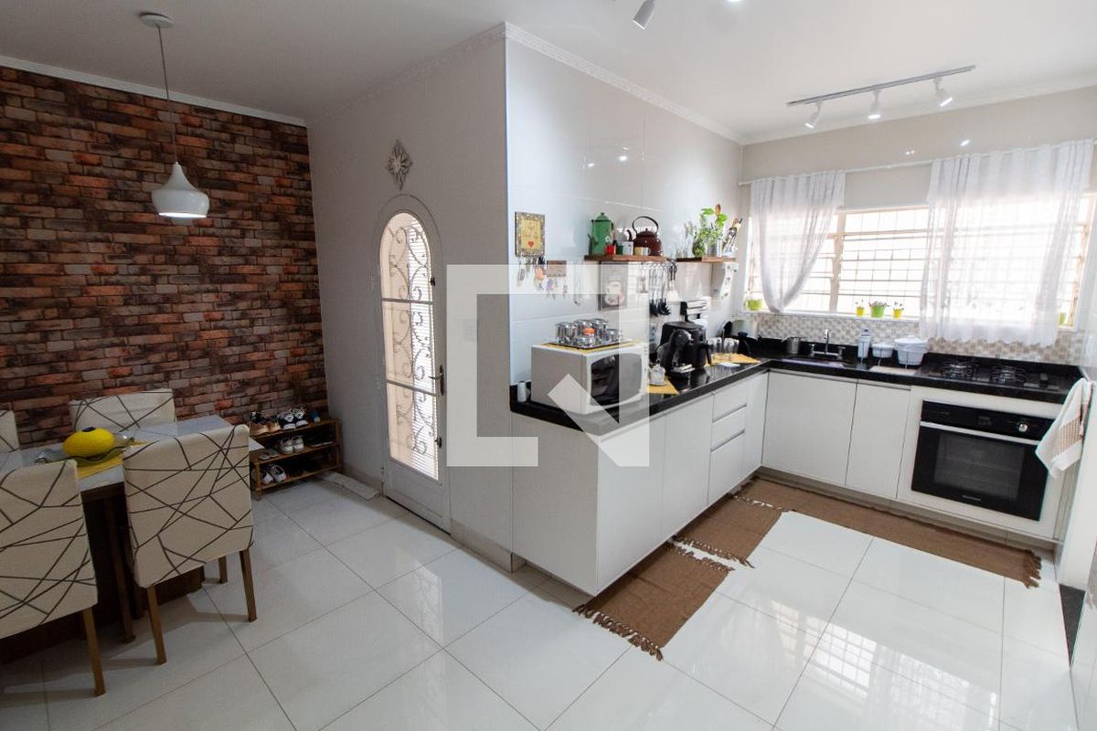 Casa à Venda - Taquaral, 3 Quartos,  194 m2 em , Campinas - sp | SoloBR