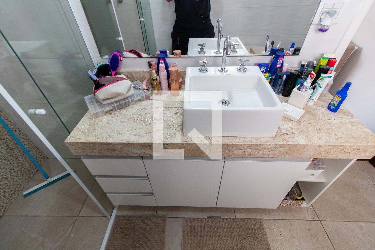 Casa à Venda - Taquaral, 3 Quartos,  194 m2 em , Campinas - sp | SoloBR