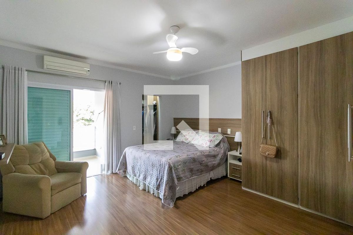 Casa à Venda - Taquaral, 3 Quartos,  260 m2 em , Campinas - sp | SoloBR