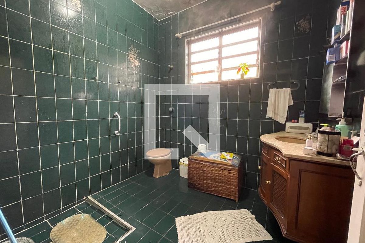 Casa, 3 quartos, 250 m² - Foto 37